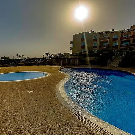 Family Duplex With Ocean View 2 アパート Cho